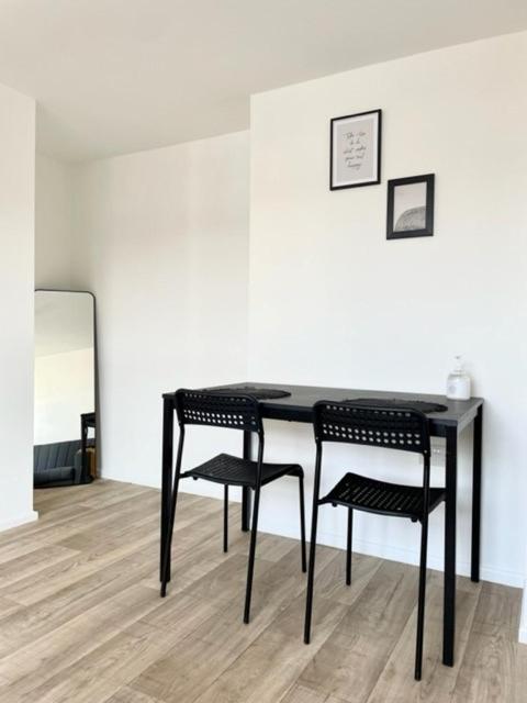 Central, Bright & Spacious Apartment - Parking Included Bournemouth Exterior foto